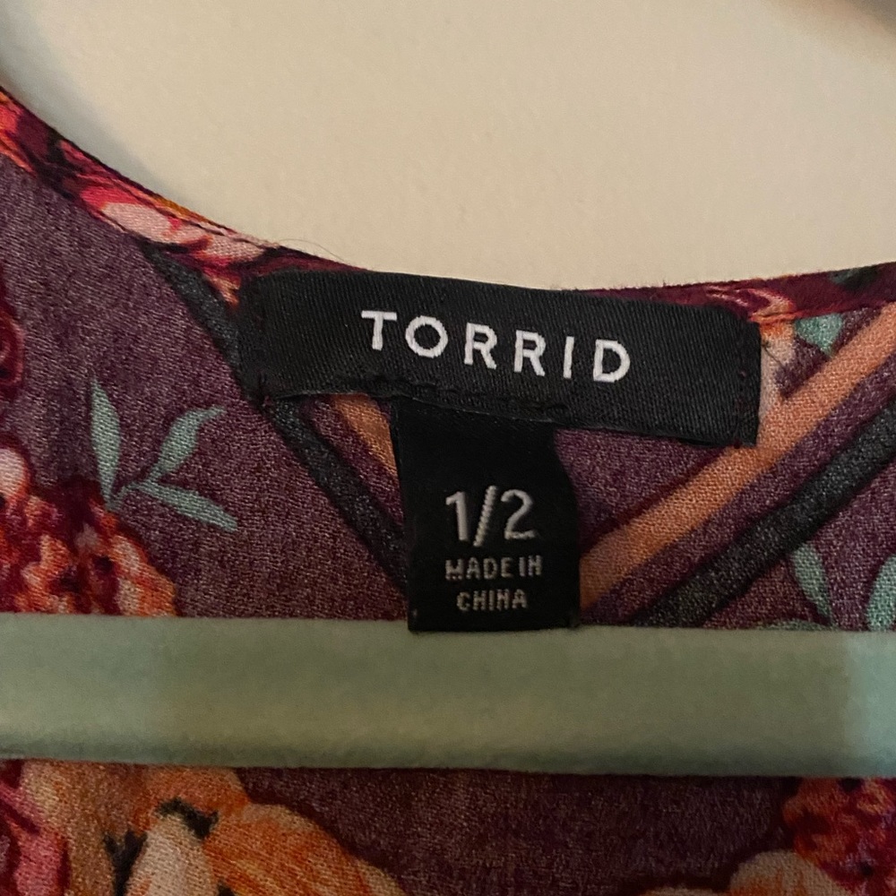 Plus size Torrid Long kimono size 1/2